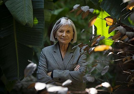 La escritora Alicia Giménez Bartlett, creadora de Petra Delicado y ganadora del Planeta en 2015 con 'Hombres desnudos'.