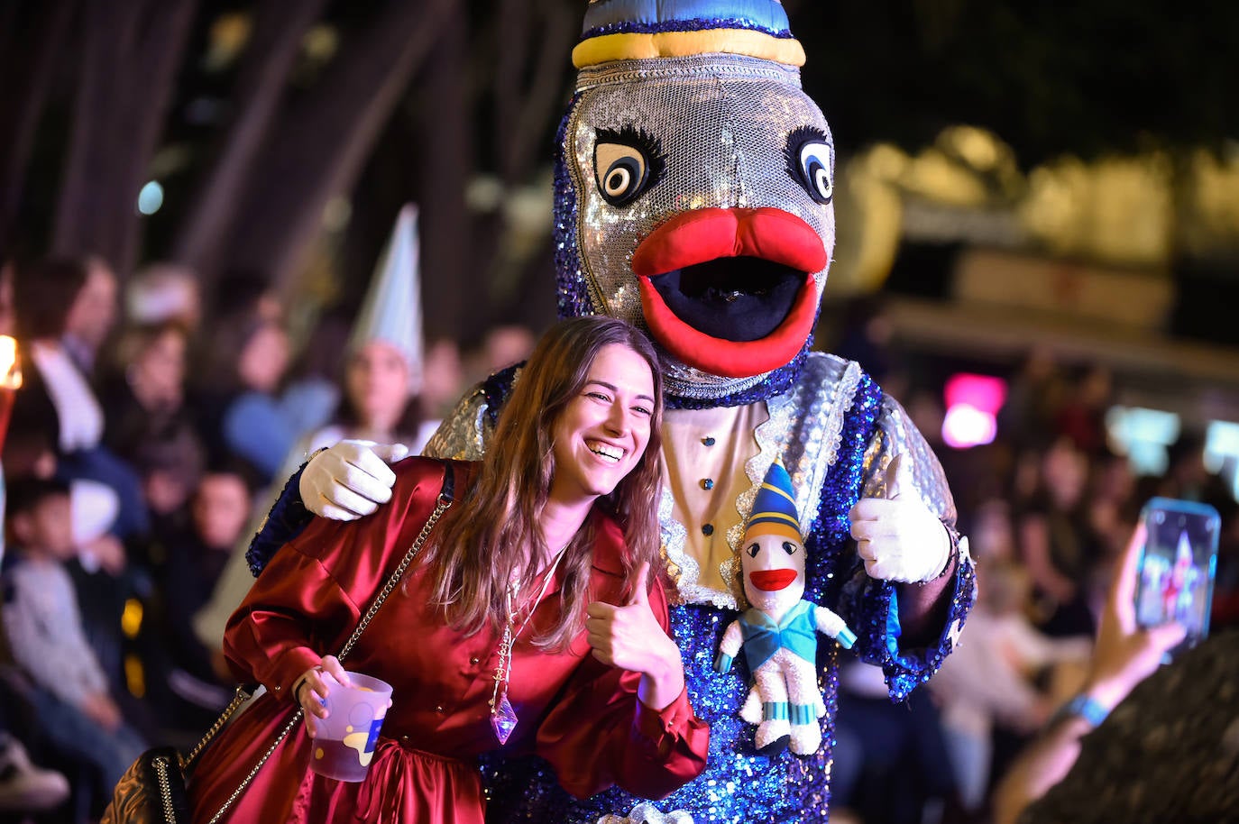 Las imágenes del desfile de la llegada de la Sardina a Murcia