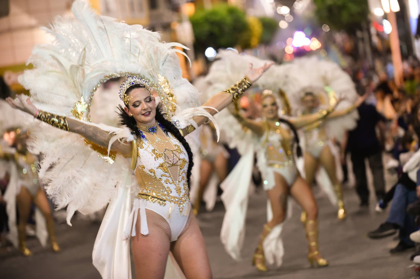 Las imágenes del desfile de la llegada de la Sardina a Murcia