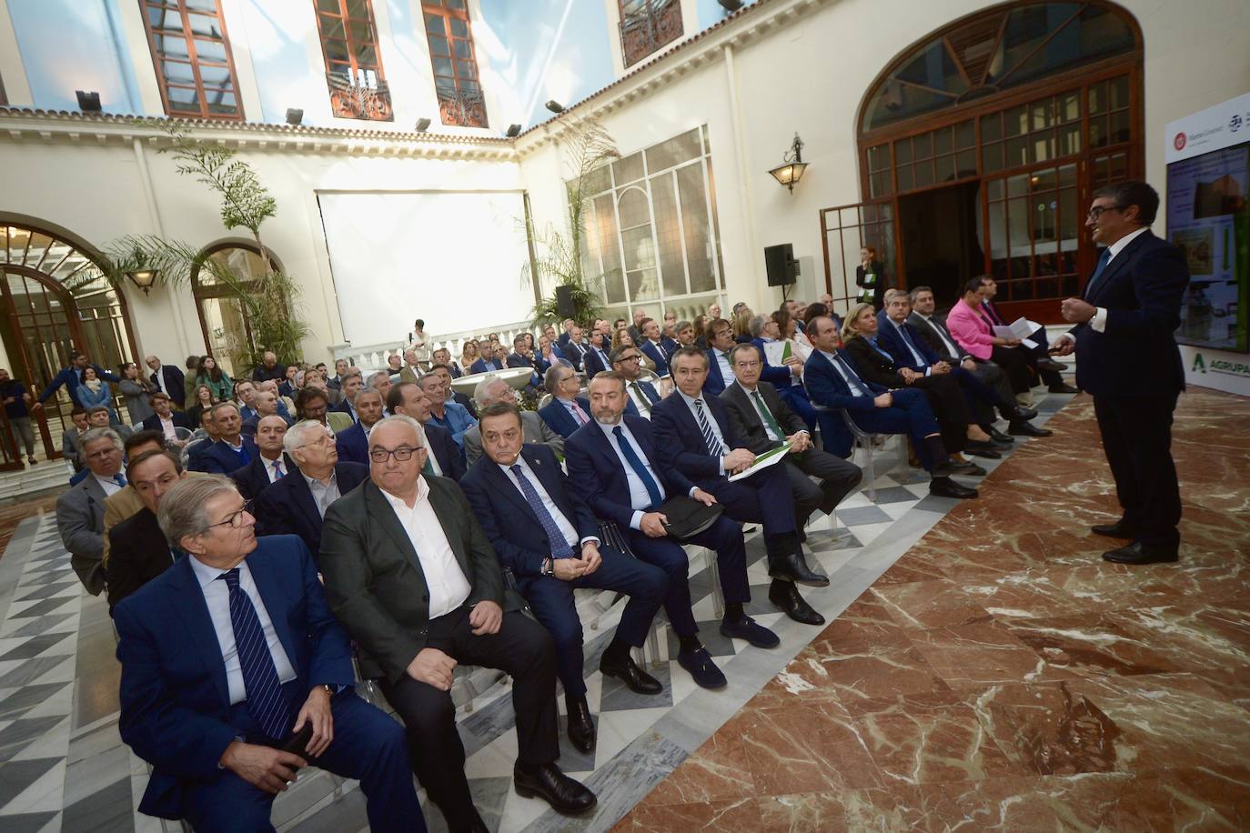 Foro de Agrupal &#039;100 años de industria alimentaria en la Región. Dimensión económica y empresarial&#039;, en imágenes