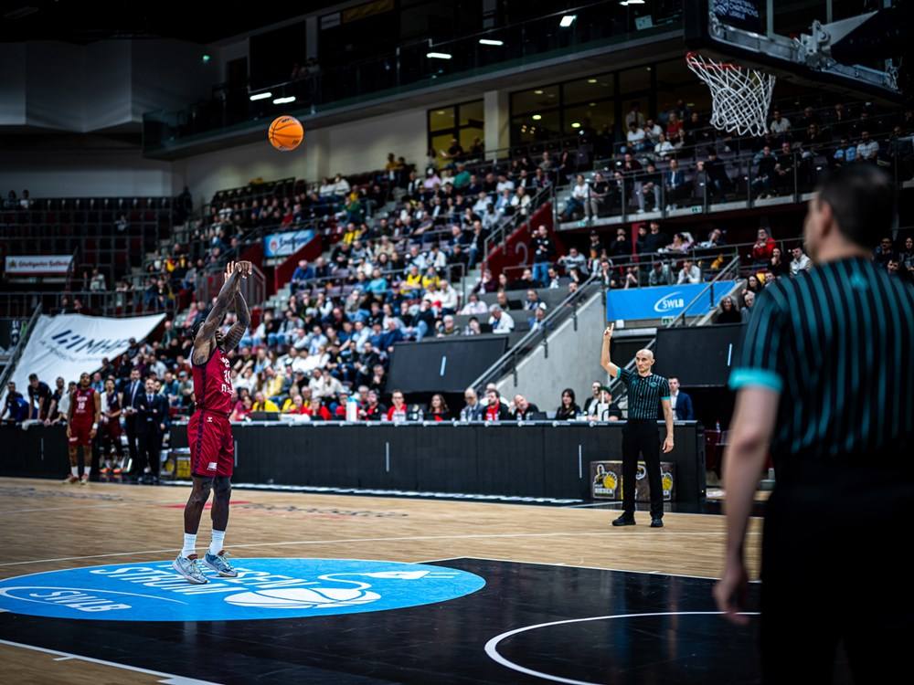 Las imágenes de la victoria del UCAM CB ante el Riesen