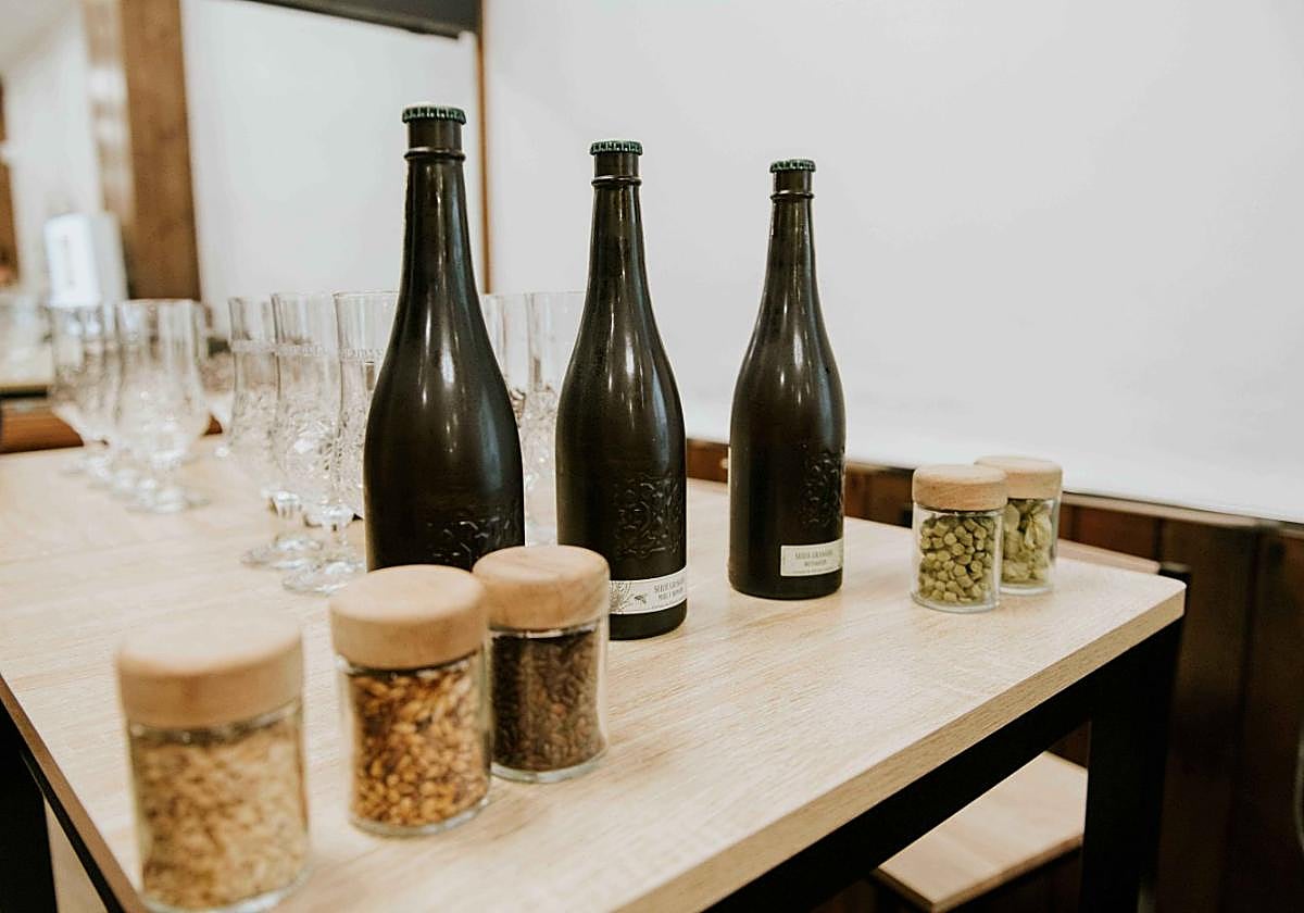 Las Numeradas Serie Granada de Cervezas Alhambra.