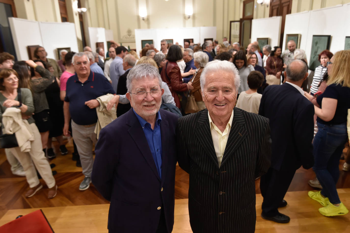 Inauguración de la exposición &#039;Armonía&#039; en la Sala Alta del Real Casino de Murcia