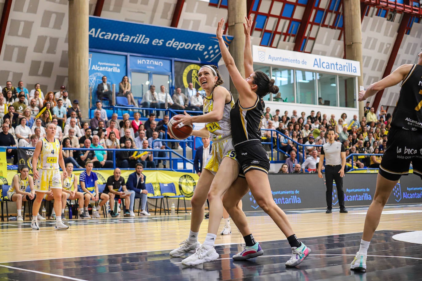 La victoria del Hozono Jairis ante La Seu, en imágenes