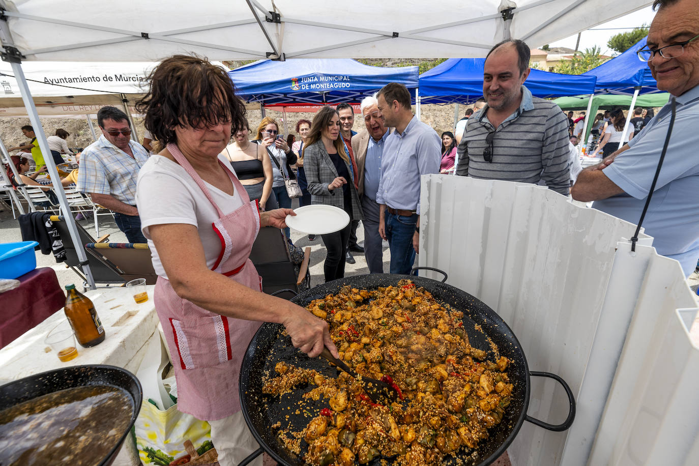La mejor paella en el concurso de Monteagudo, la de Los Fiesteros