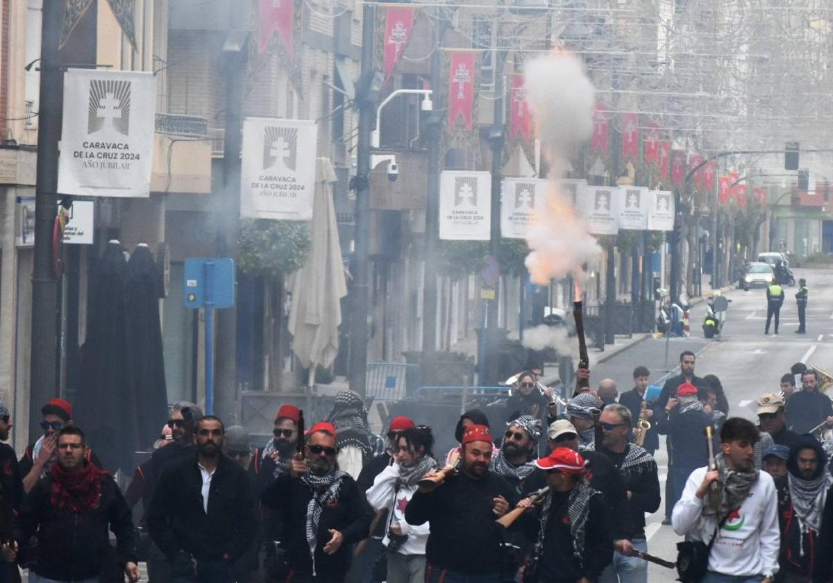 Imágenes del comienzo del Día del Moro en Caravaca