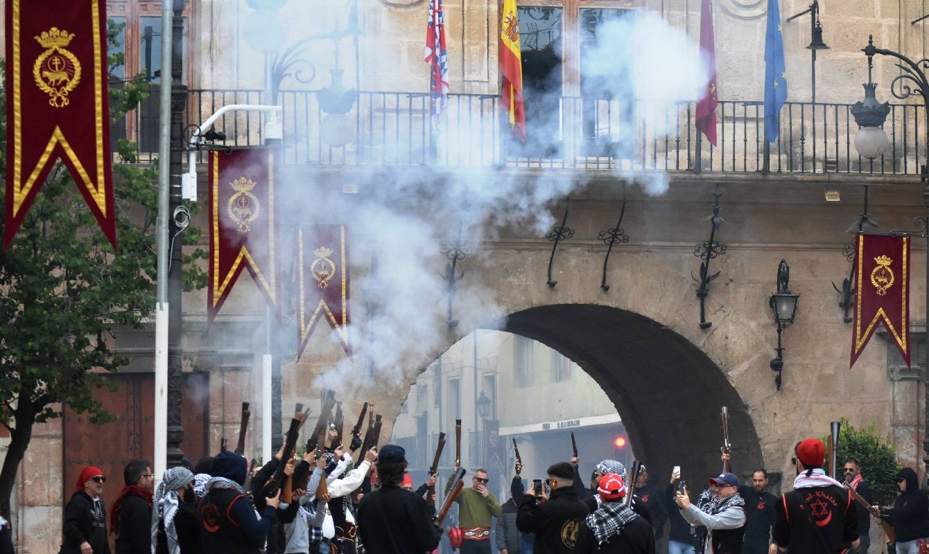 Imágenes del comienzo del Día del Moro en Caravaca