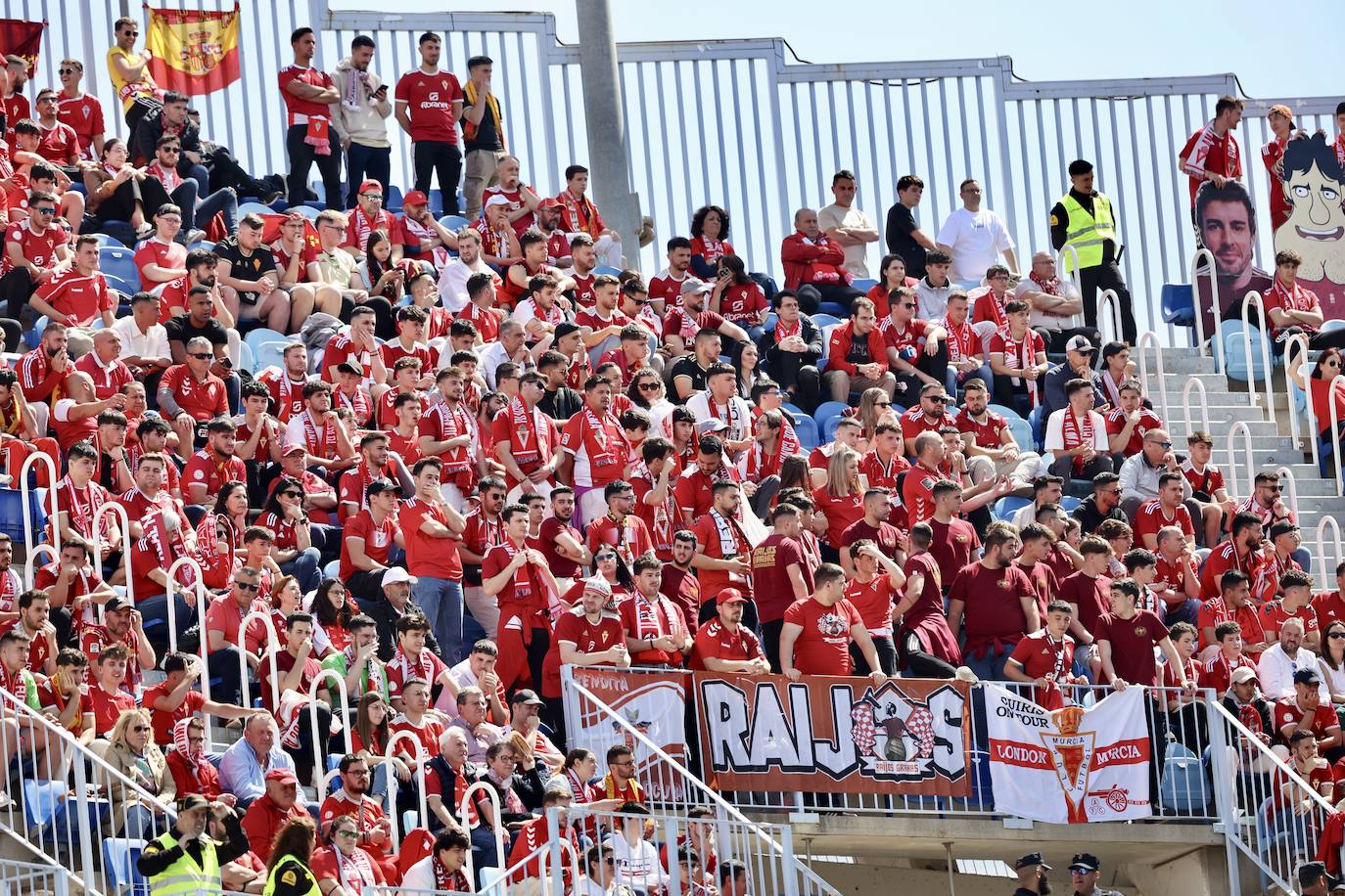 El empate del Real Murcia frente al Málaga, en imágenes