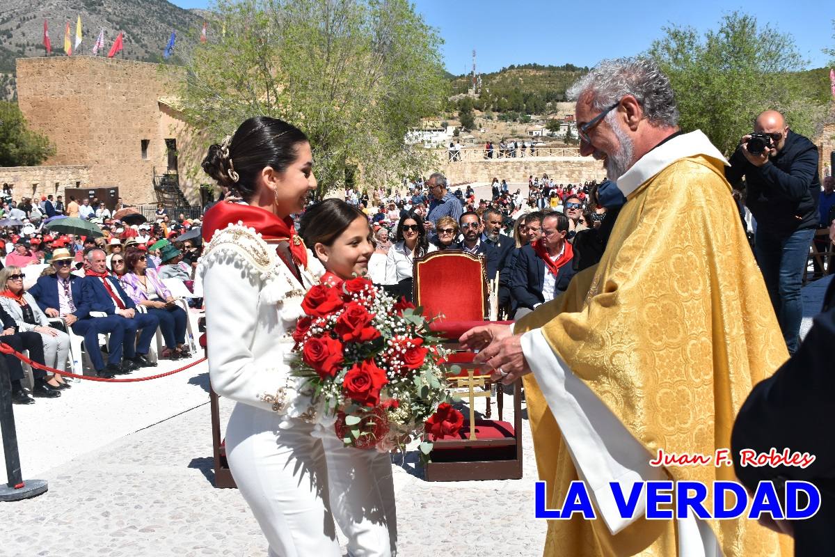 Flores de las peñas caballistas para la Vera Cruz en Caravaca