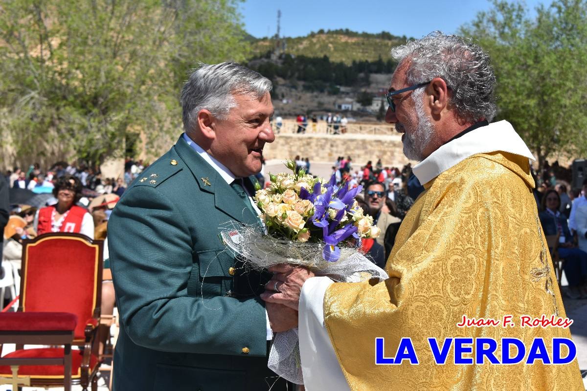 Flores de las peñas caballistas para la Vera Cruz en Caravaca