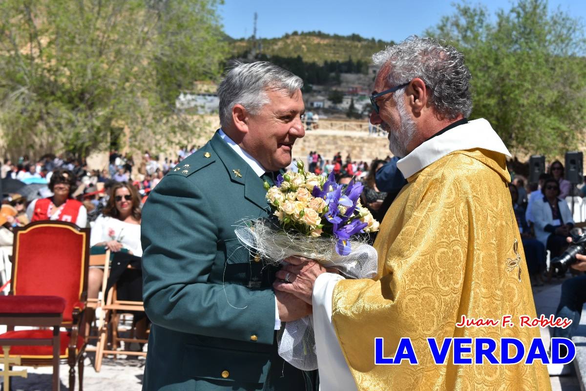 Flores de las peñas caballistas para la Vera Cruz en Caravaca