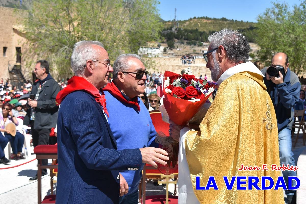 Flores de las peñas caballistas para la Vera Cruz en Caravaca