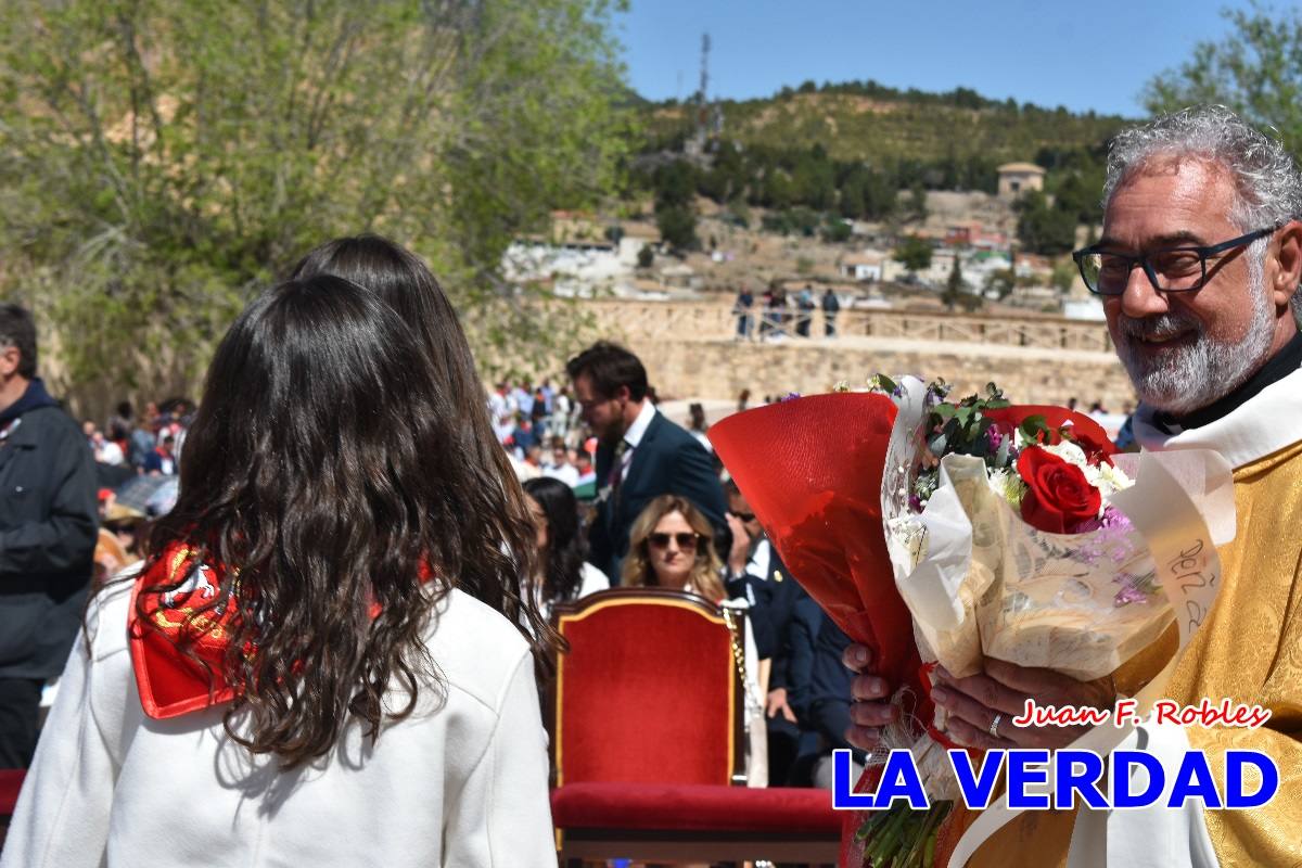 Flores de las peñas caballistas para la Vera Cruz en Caravaca