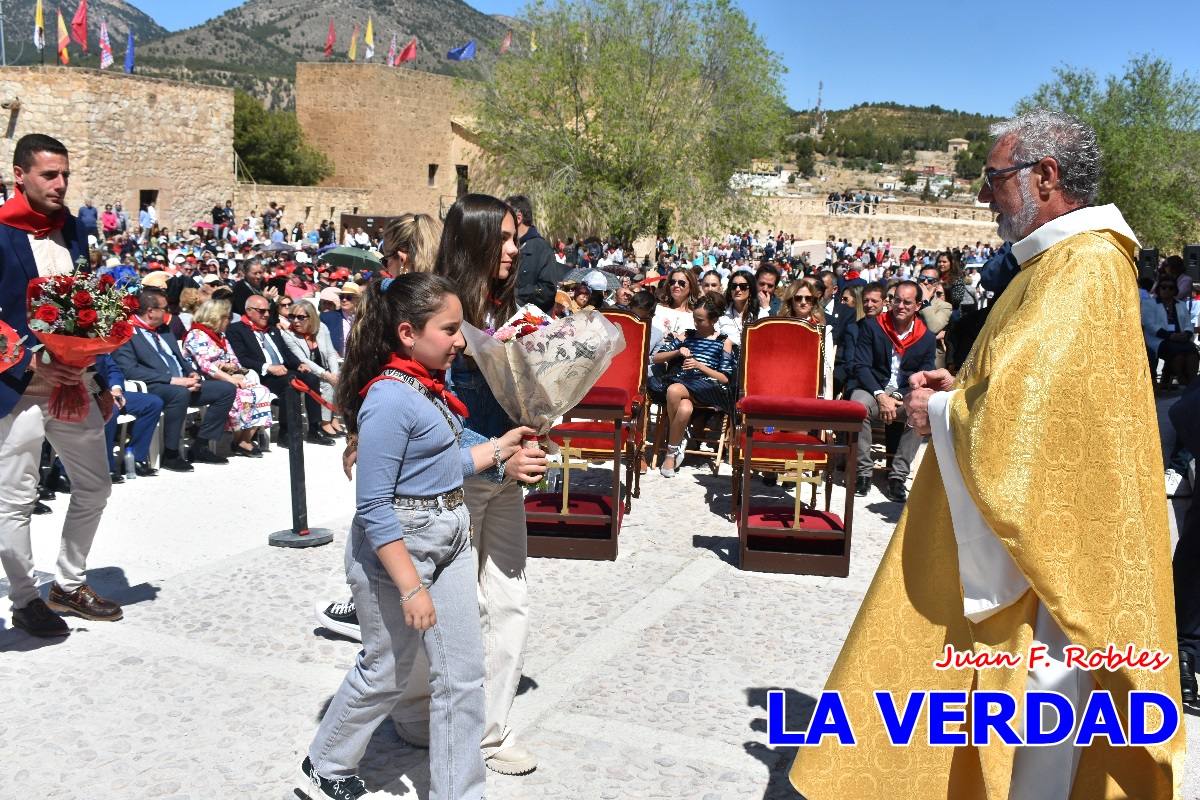 Flores de las peñas caballistas para la Vera Cruz en Caravaca