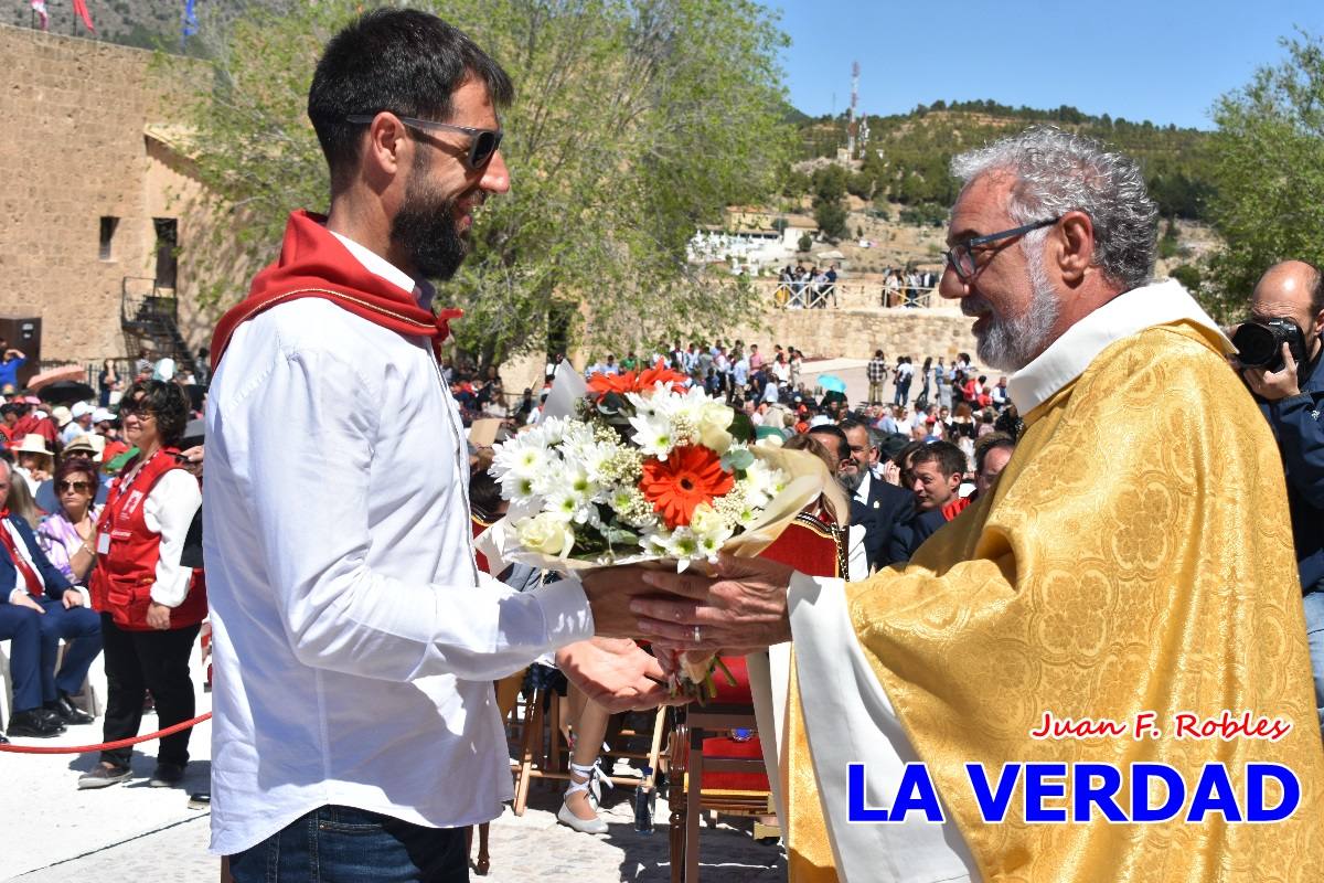 Flores de las peñas caballistas para la Vera Cruz en Caravaca