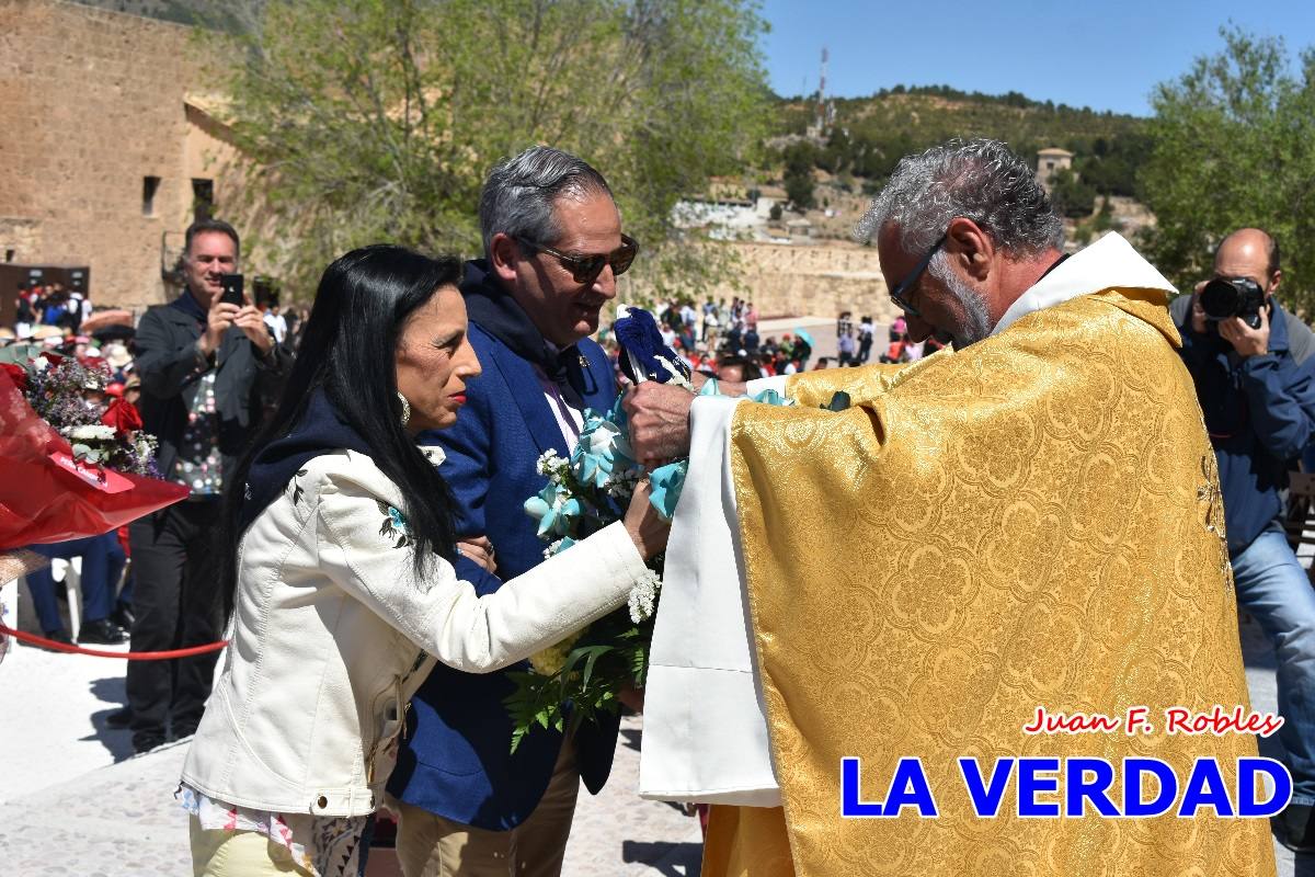 Flores de las peñas caballistas para la Vera Cruz en Caravaca