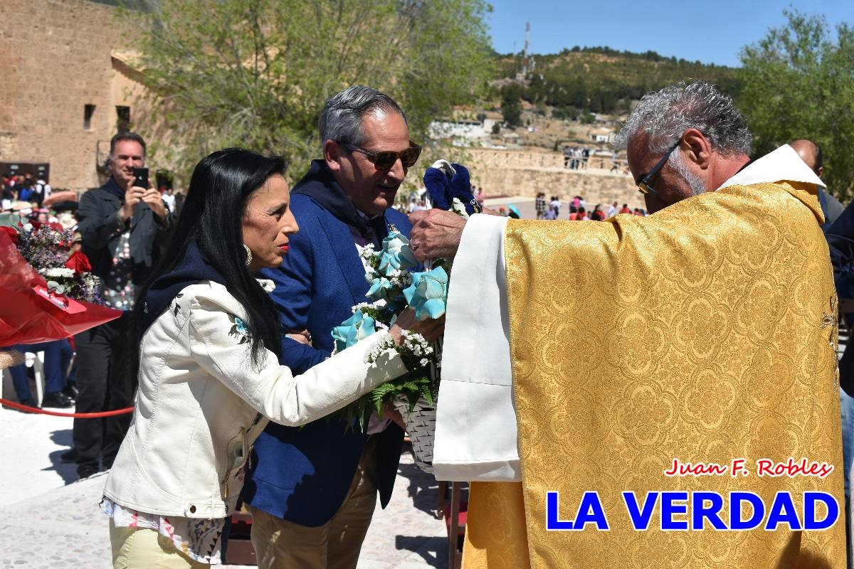 Flores de las peñas caballistas para la Vera Cruz en Caravaca