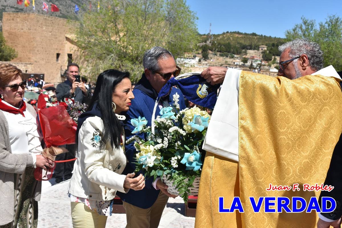 Flores de las peñas caballistas para la Vera Cruz en Caravaca