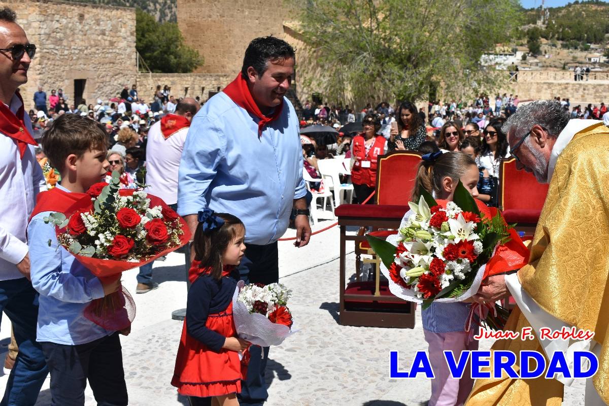 Flores de las peñas caballistas para la Vera Cruz en Caravaca