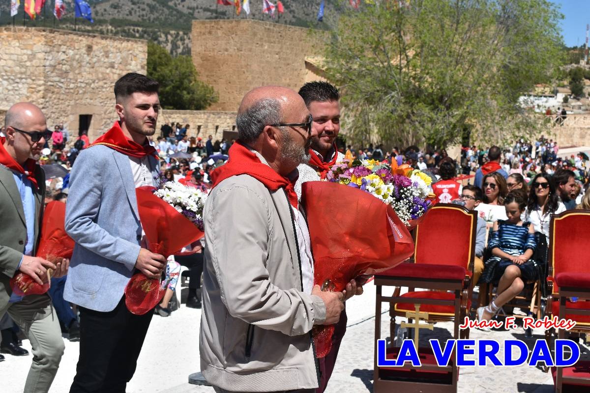 Flores de las peñas caballistas para la Vera Cruz en Caravaca