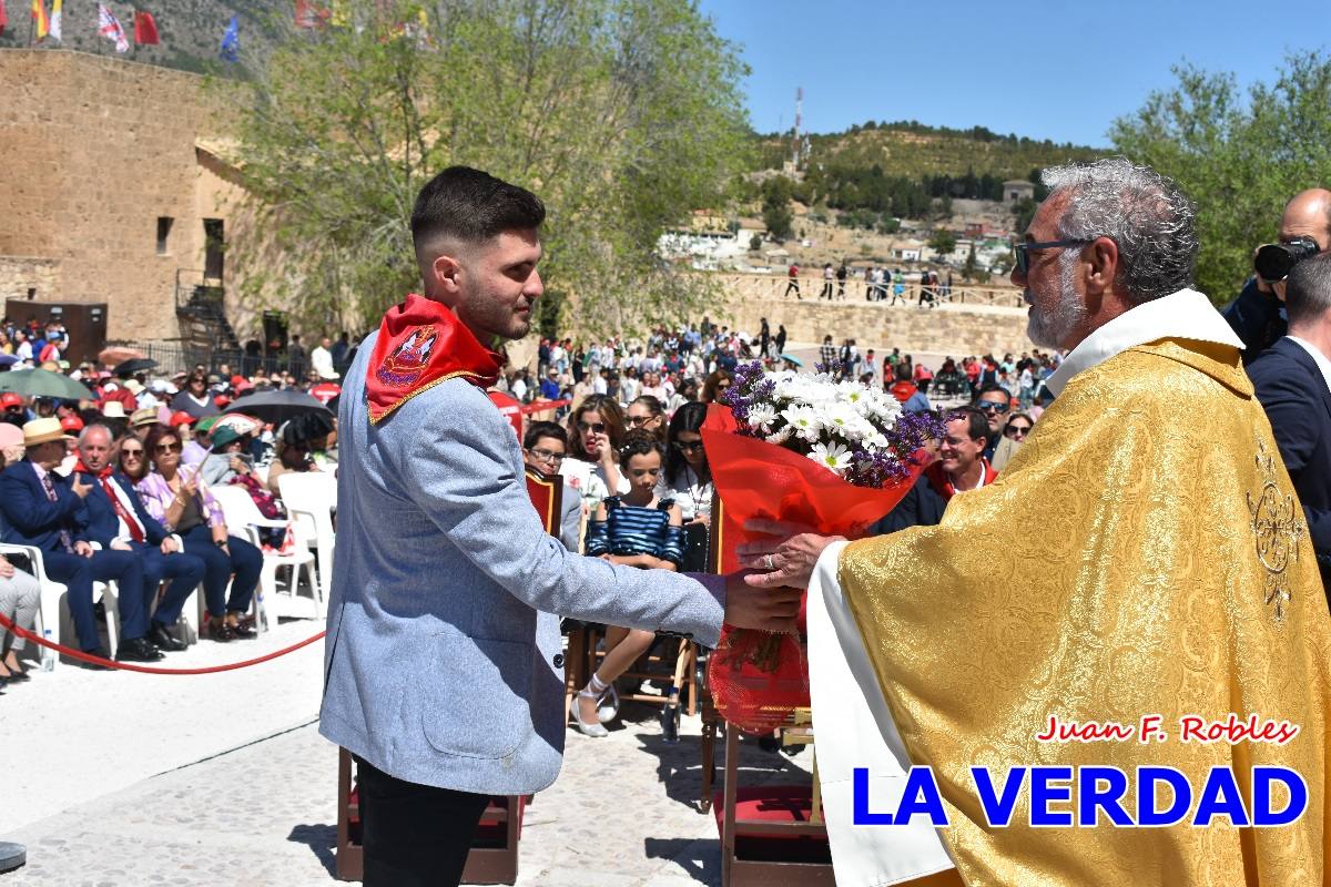 Flores de las peñas caballistas para la Vera Cruz en Caravaca