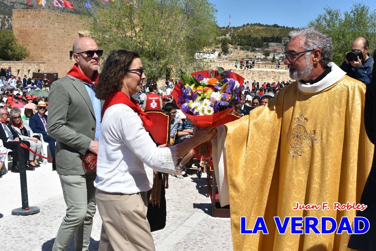 Flores de las peñas caballistas para la Vera Cruz en Caravaca