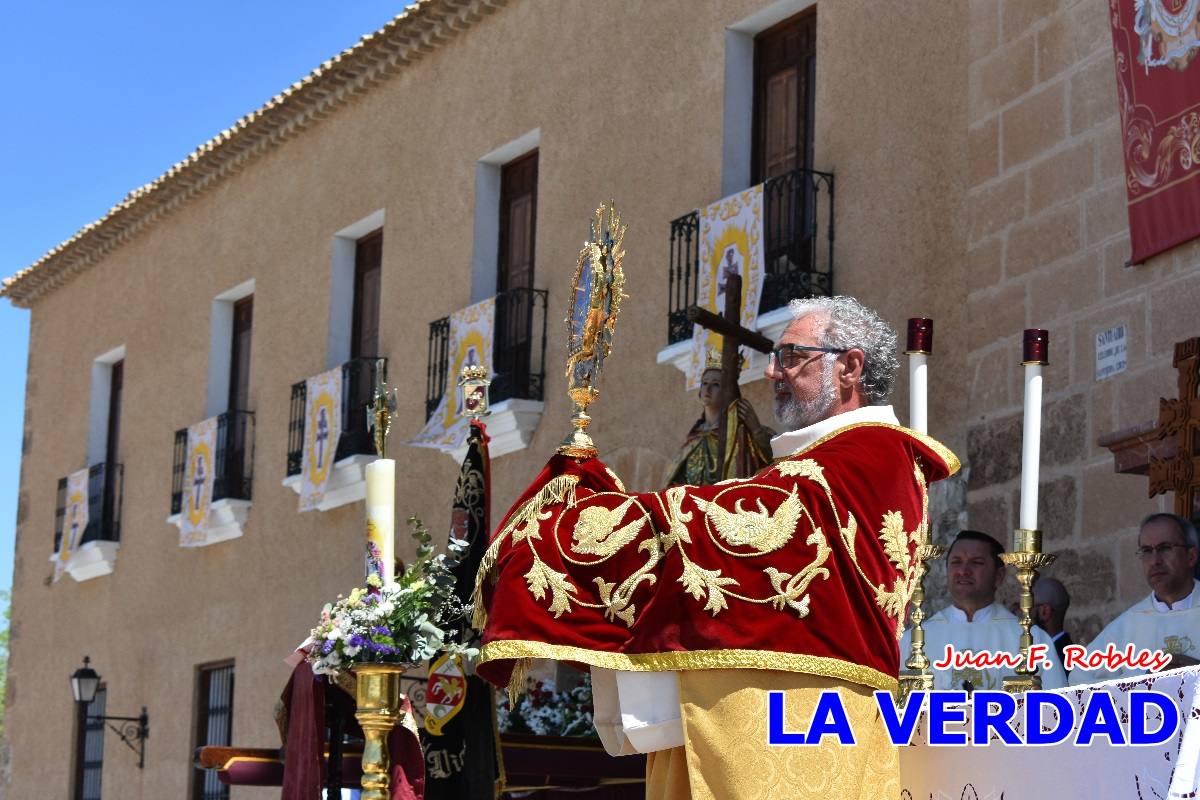 Flores de las peñas caballistas para la Vera Cruz en Caravaca