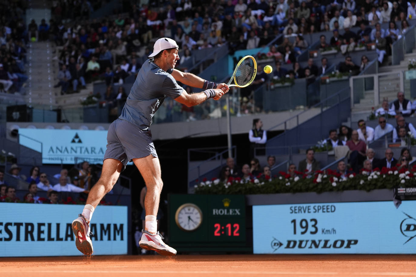 Las imágenes del partido entre Alcaraz y Struff en el Mutua Madrid Open