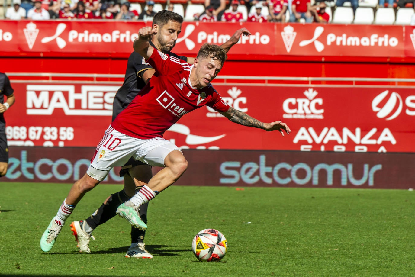 La derrota del Real Murcia frente al Castellón, en imágenes