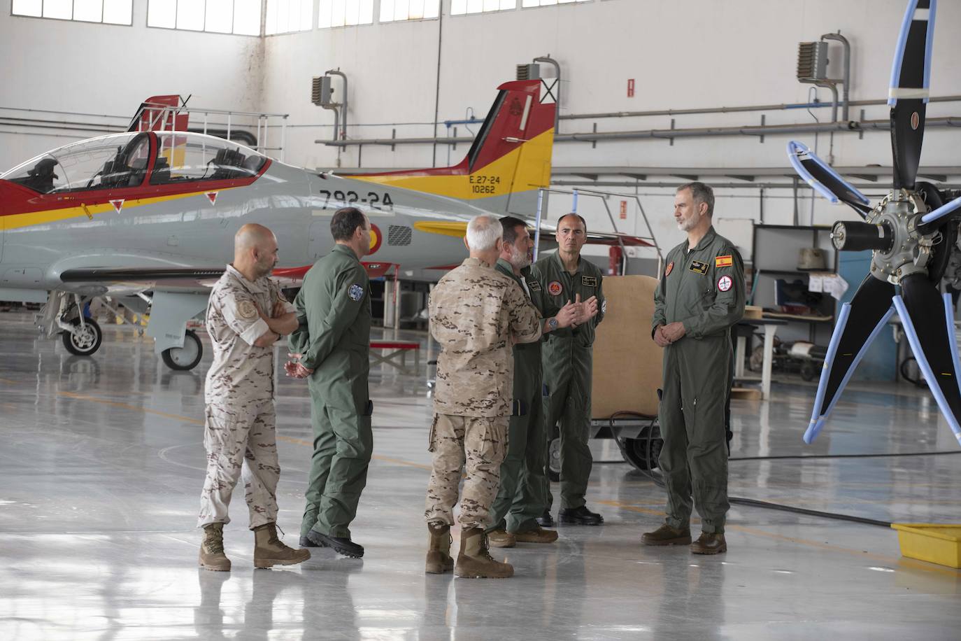 La visita del Rey Felipe VI a la Academia General del Aire, en imágenes