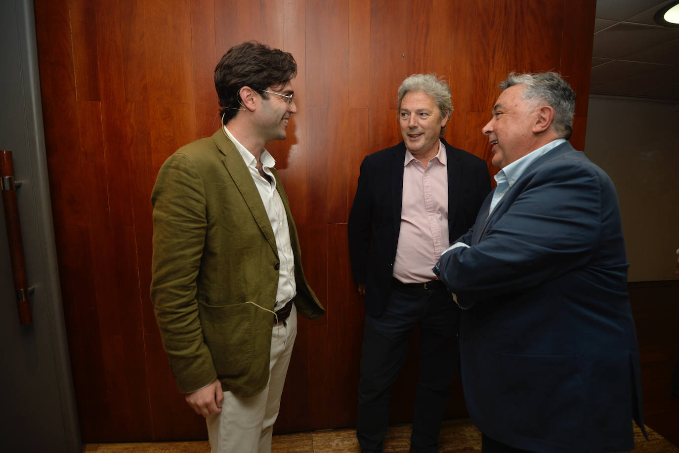 Las imágenes de Andrés Trapiello en el Aula de Cultura de LA VERDAD