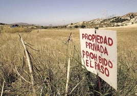 Paraje de La Pistola, entre la pedanía oriolana de Torremendo y la Región de Murcia.