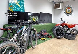 Objetos robados en una quincena de viviendas en Lorquí.