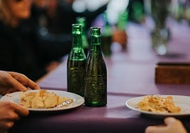 La velada estará maridada por la Mini de Alhambra Reserva 1925.