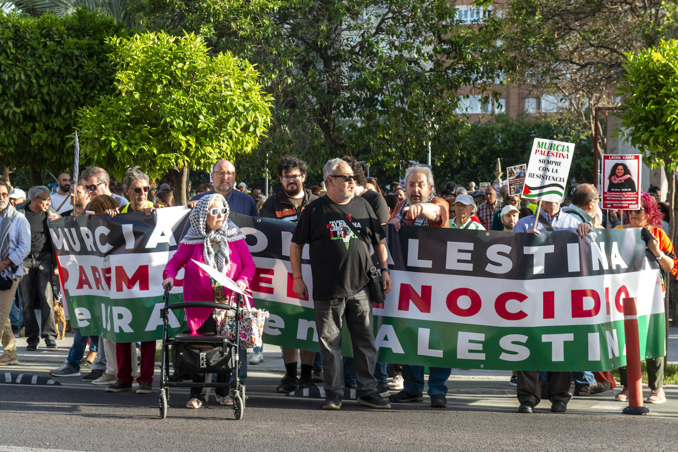 Las imágenes de la concentración en Murcia contra «el genocidio» en Rafah