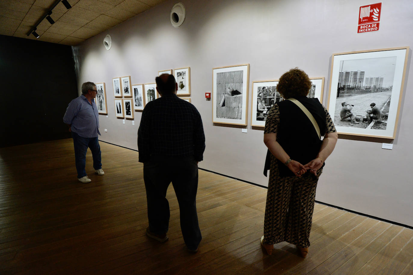 Las imágenes de la exposción de Ramón Masats en el Archivo General de la Región de Murcia