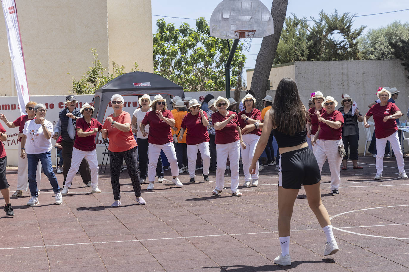 Las imágenes de la convivencia de mayores en Cartagena