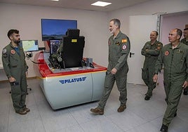 Visita del Rey Felipe VI a la AGA.