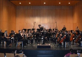 Un momento de la noche de este sábado en el teatro Capitol de Cieza.