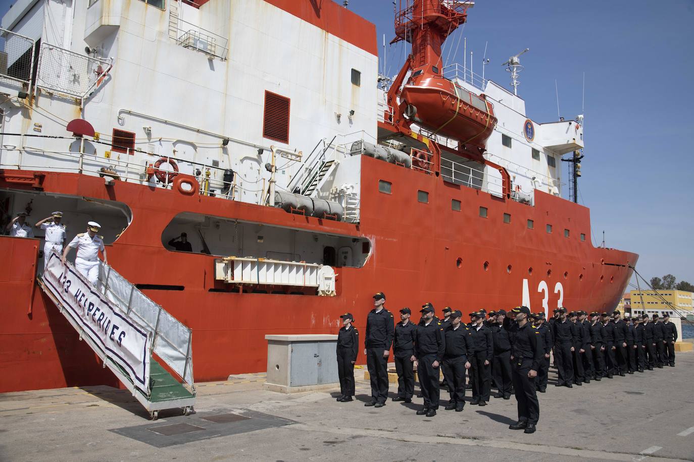 El &#039;Hespérides&#039; llega a Cartagena tras 171 días de viaje