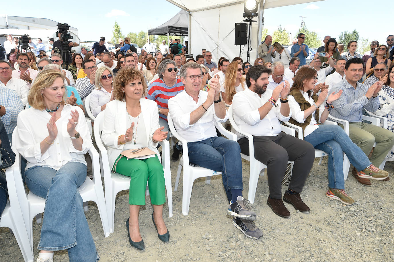 La visita de Núñez Feijóo a Cieza, en imágenes