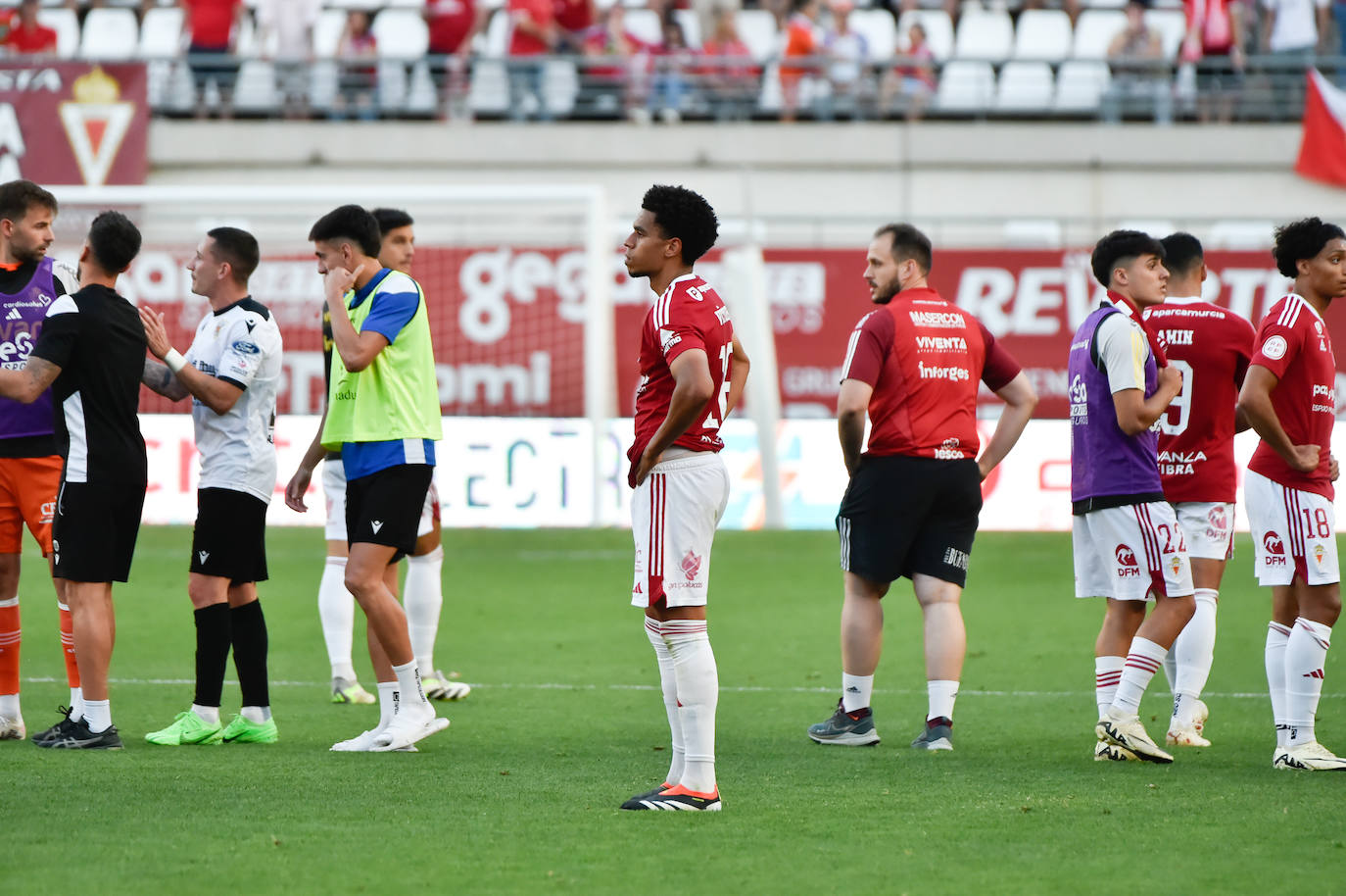 El empate del Real Murcia frente al Mérida, en imágenes