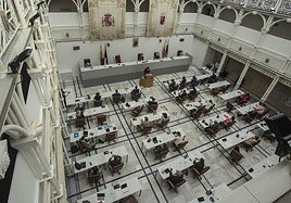 Imagen de archivo de un Pleno en la Asamblea Regional.