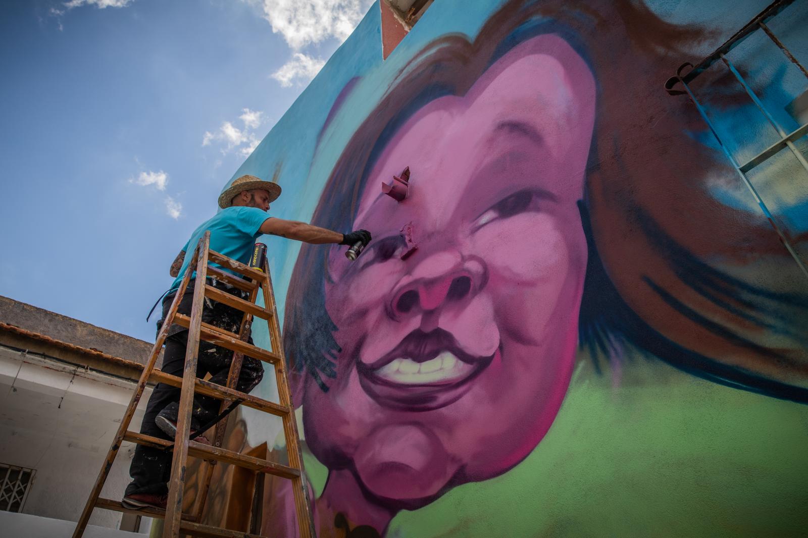 Las imágenes de los Murales de San Isidro en Orihuela