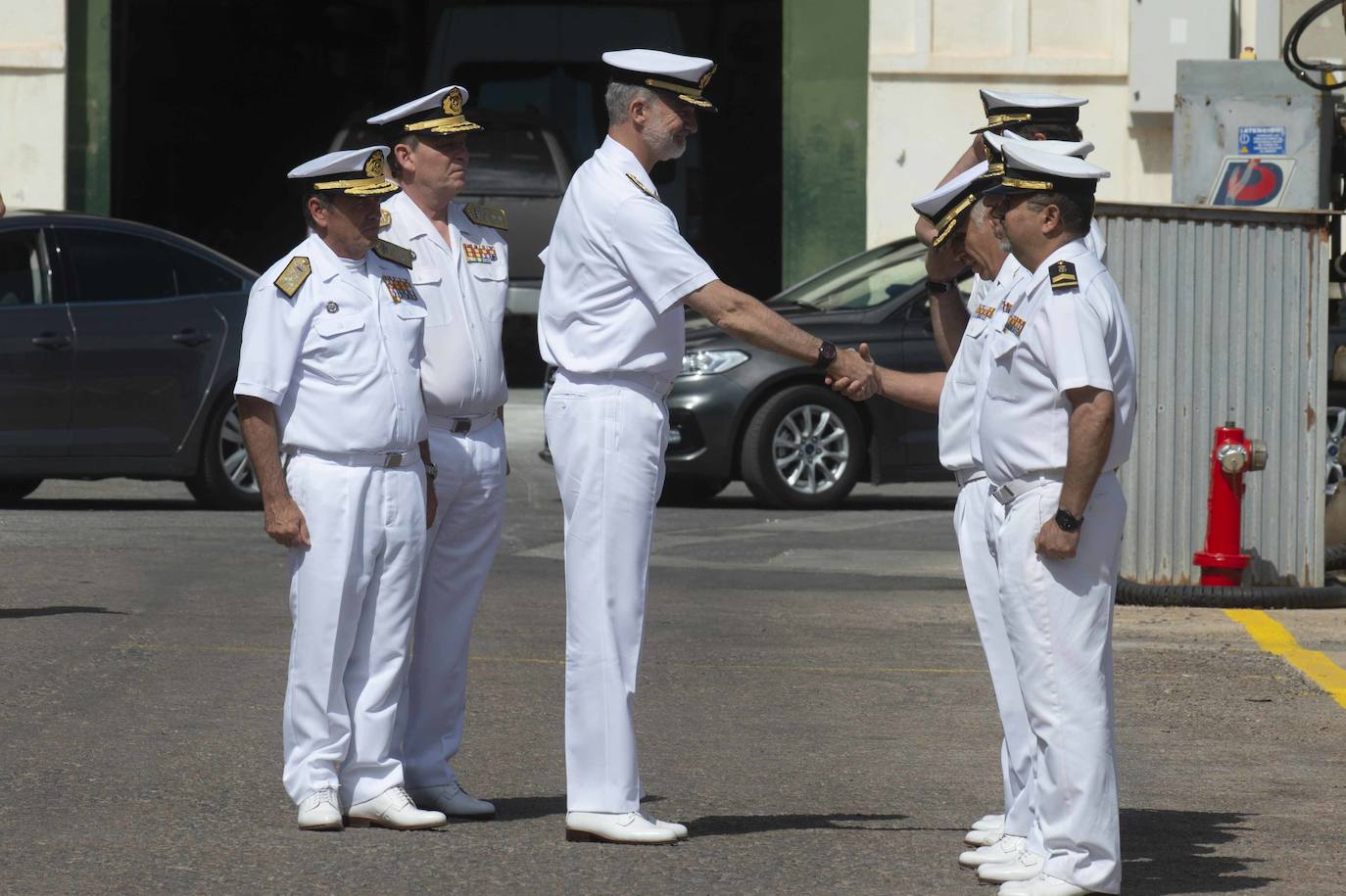 La visita del Rey Felipe VI a la Fuerza de Acción Marítima en Cartagena, en imágenes