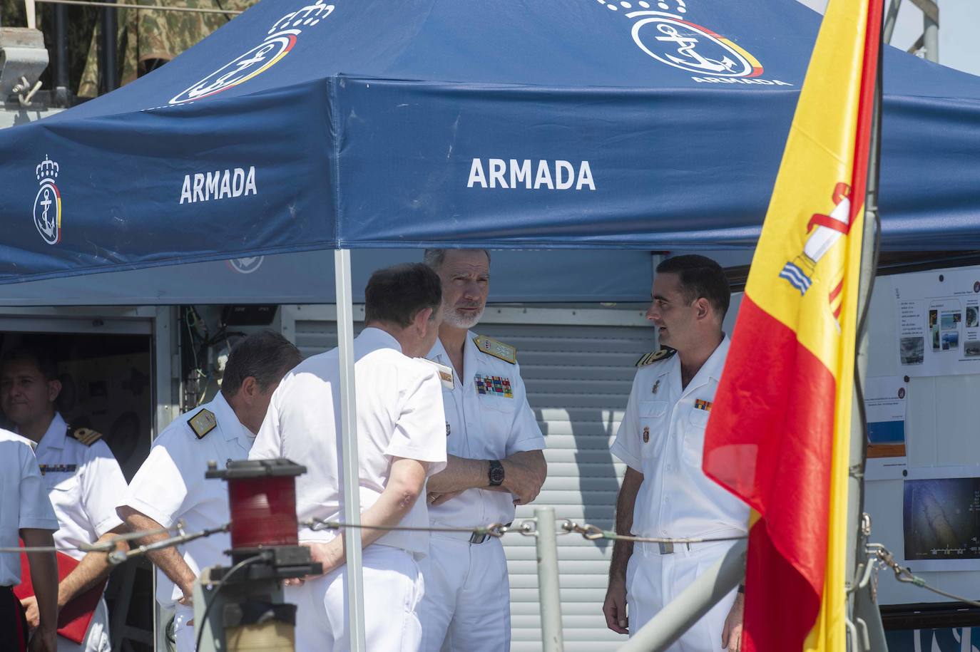 La visita del Rey Felipe VI a la Fuerza de Acción Marítima en Cartagena, en imágenes