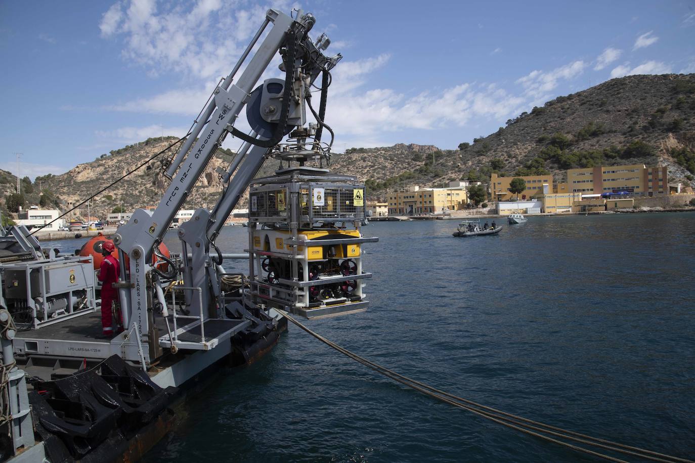La visita del Rey Felipe VI a la Fuerza de Acción Marítima en Cartagena, en imágenes