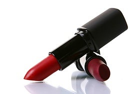 El truco infalible para que el pintalabios quede perfecto durante horas.