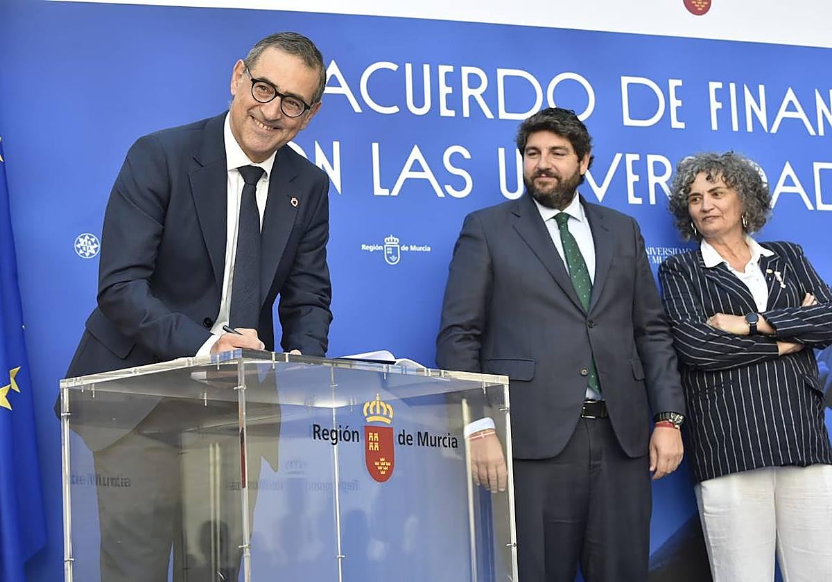 Firma del acuerdo de Financiación Plurianual para las universidades de la Región de Murcia.