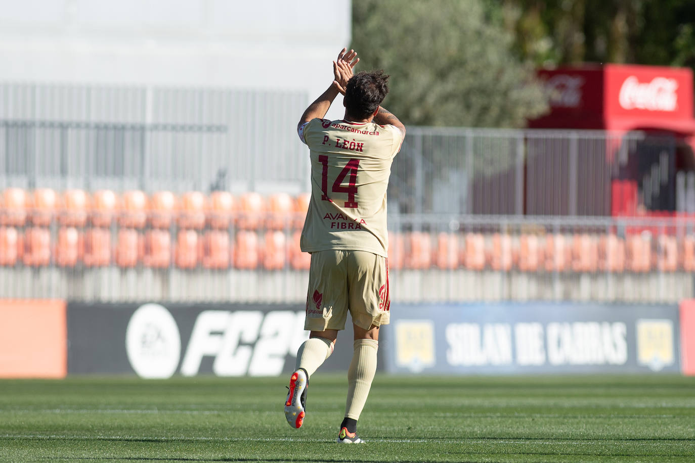 La derrota del Real Murcia frente al Atleti B, en imágenes